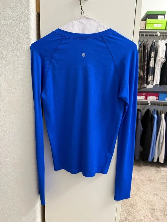 Lululemon Shirt - Picture 2 of 2